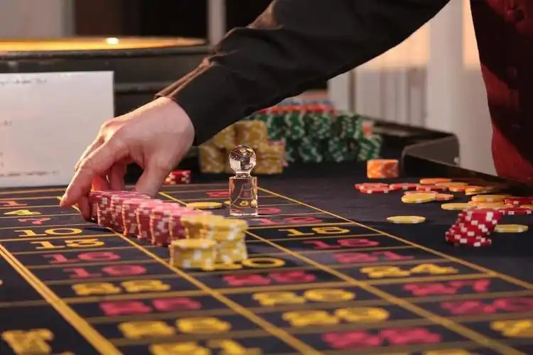 Antarmuka slip Multi-Bet di aplikasi mobile napi 4d dengan pilihan acara dan total potensi hasil